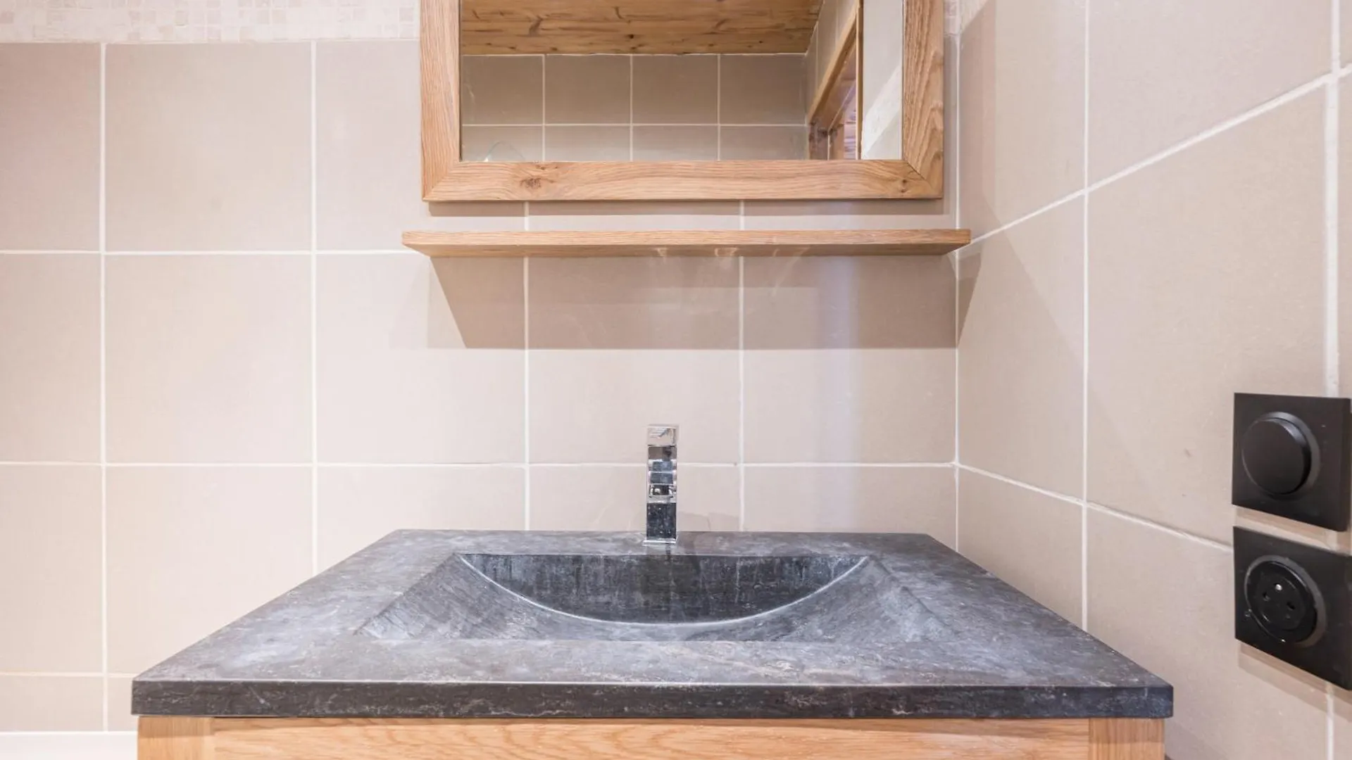 Appartement 6P Au Pied Des Pistes Val Thorens 0*,  Francia